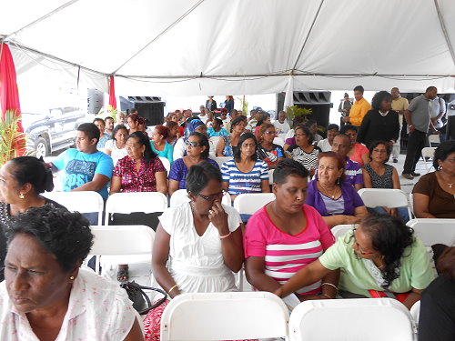 Residents of Caroni in the audience