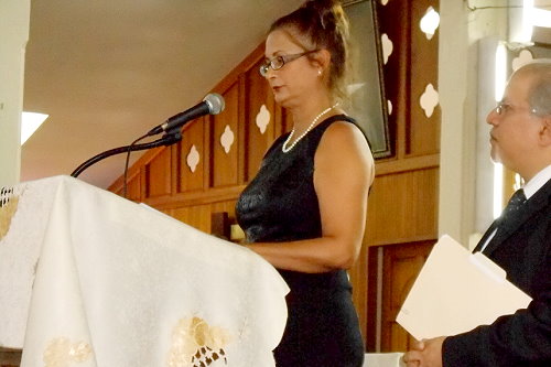 Daughter of the late Dr. Clifford Ramcharan Satu Ramcharan delivering the Eulogy at Susamachar