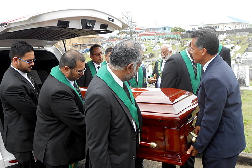 Freemasons In Attendance at Cemetery